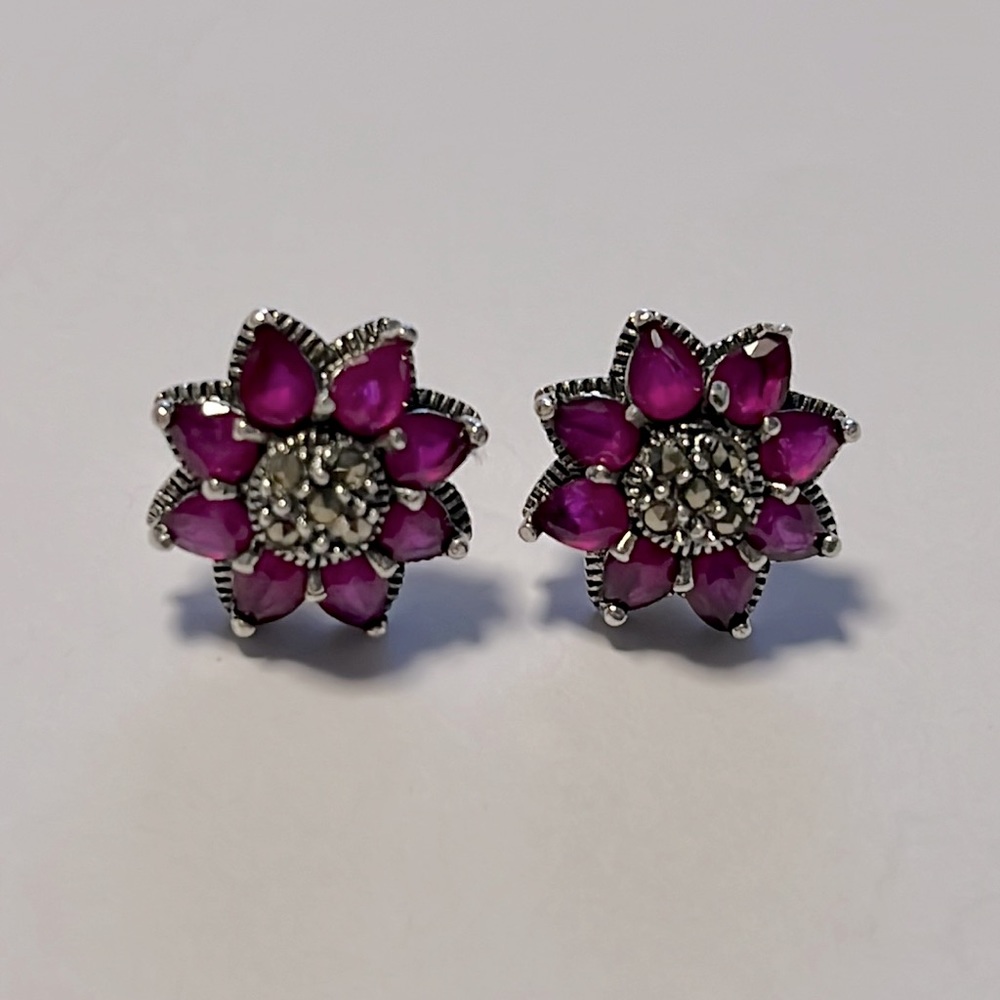 Jadtar flower stud earrings silver ruby stone pink stone earrings